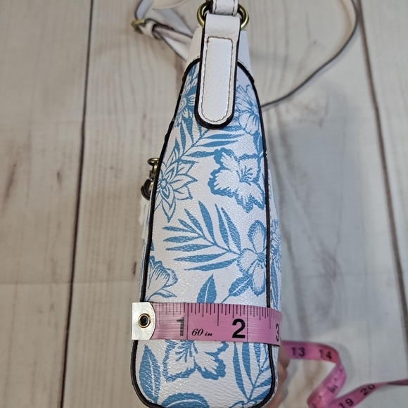 St. John's Bay Tropical Floral Crossbody Bag Purse - Picture 5 of 12